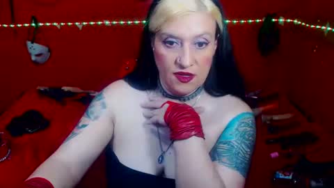 Snapshot of randymaturex01 chatting on 04-27-26, 06:06 Sonia online show from 04-27-26, 06:06