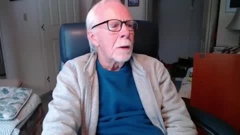 Snapshot of ranger1001 chatting on 01-11-26, 07:52 ranger1001 online show from 01-11-26, 07:52