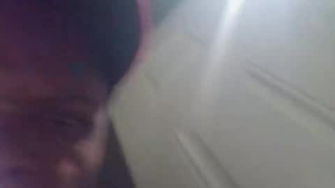 Snapshot of ranielenglish821 chatting on 03-09-25, 06:28 ranielenglish821 online show from 03-09-25, 06:28