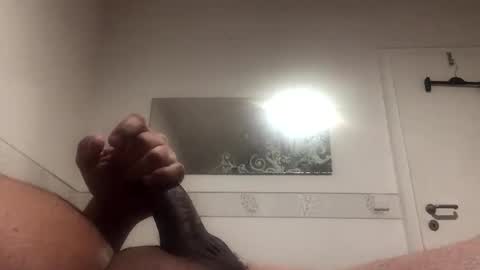 Snapshot of ranj00800 chatting on 02-10-25, 06:45 ranj00800 online show from 02-10-25, 06:45