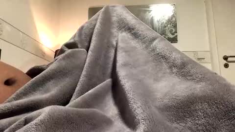 ranj00800 online show from 02-01-26, 05:44