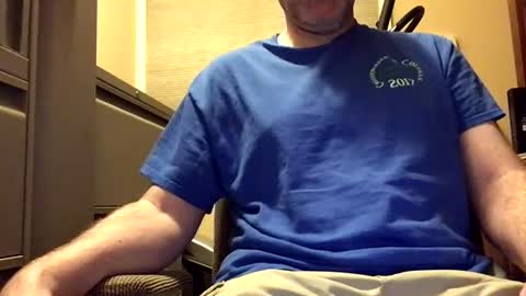 Snapshot of rantw01 chatting on 07-19-26, 02:48 rantw01 online show from 07-19-26, 02:48