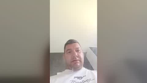 Snapshot of raoul_adi chatting on 08-03-26, 10:21 raoul_adi online show from 08-03-26, 10:21