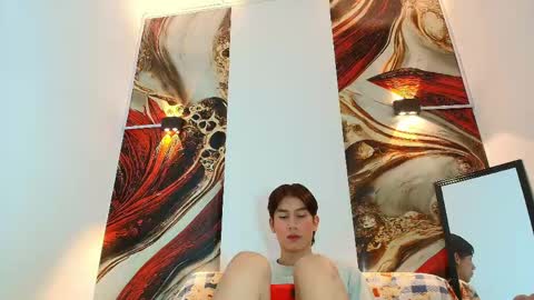raphael_nyon1 online show from 04-30-26, 04:19
