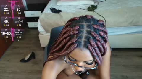 Snapshot of raqueljones_ chatting on 02-12-25, 05:37 Raquel online show from 02-12-25, 05:37