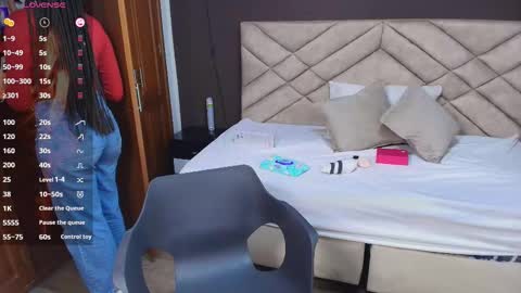 Raquel online show from 11-22-25, 11:53