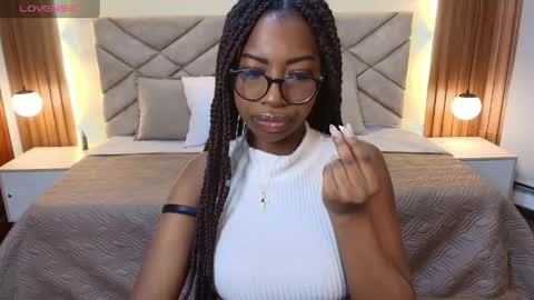 Snapshot of raqueljones_ chatting on 04-22-26, 12:07 Raquel online show from 04-22-26, 12:07