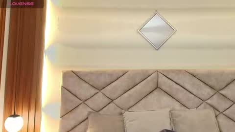 Snapshot of raqueljones_ chatting on 06-16-26, 12:08 Raquel online show from 06-16-26, 12:08