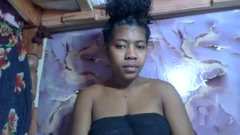 Snapshot of rasoaa chatting on 06-06-26, 12:27 Rasoaa online show from 06-06-26, 12:27