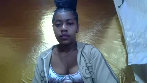 Snapshot of rasoaa chatting on 06-20-26, 12:47 Rasoaa online show from 06-20-26, 12:47