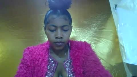 Snapshot of rasoaa chatting on 06-24-26, 06:12 Rasoaa online show from 06-24-26, 06:12