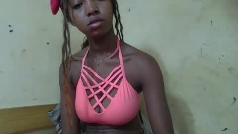 Snapshot of rasoanirinaa chatting on 04-26-26, 11:02 rasoanirinaa online show from 04-26-26, 11:02