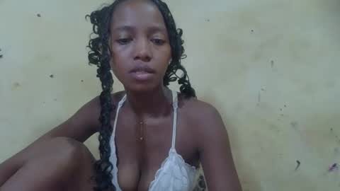 Snapshot of rasoanirinaa chatting on 05-15-26, 04:36 rasoanirinaa online show from 05-15-26, 04:36
