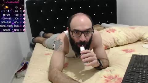 Snapshot of raul27big chatting on 12-29-24, 07:11 RaulWildBoy27 online show from 12-29-24, 07:11