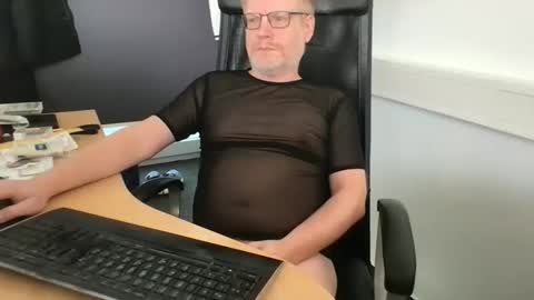 Raunchy me online show from 02-26-26, 02:49