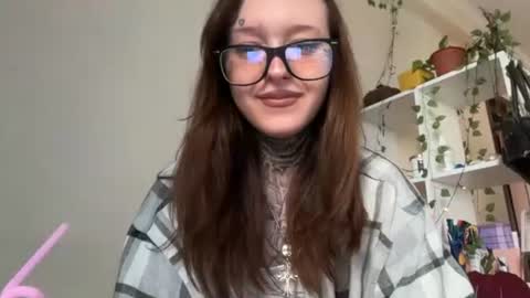 raven_armor online show from 08-04-26, 12:52
