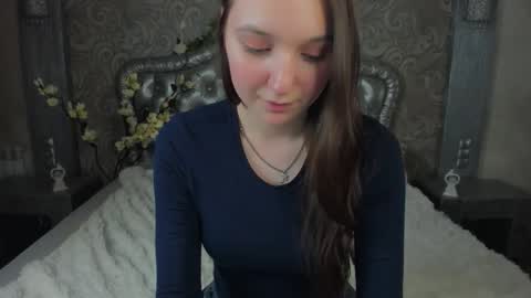 Snapshot of raven_crowe chatting on 02-25-26, 01:32 Raven online show from 02-25-26, 01:32