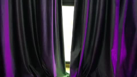 Raven Foxxy online show from 01-19-26, 06:39