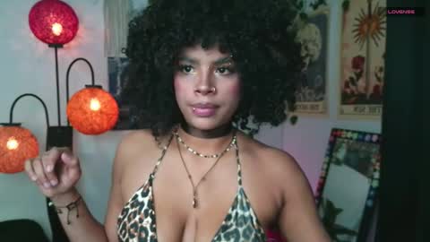 Snapshot of raven_luv chatting on 09-16-25, 09:49 raven online show from 09-16-25, 09:49