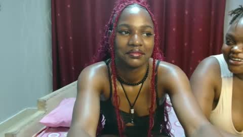 Snapshot of raven_luxe chatting on 04-19-26, 06:10 Raven online show from 04-19-26, 06:10