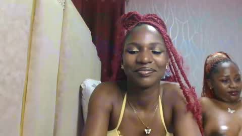 Snapshot of raven_luxe chatting on 04-27-26, 09:13 Raven online show from 04-27-26, 09:13