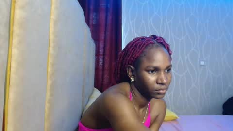 Snapshot of raven_luxe chatting on 05-16-26, 10:58 Raven online show from 05-16-26, 10:58