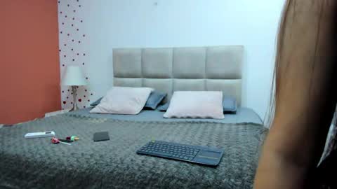 RAVEN online show from 04-04-26, 02:32