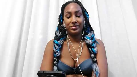 Snapshot of ravenbby chatting on 02-26-26, 04:50 ravenbby online show from 02-26-26, 04:50