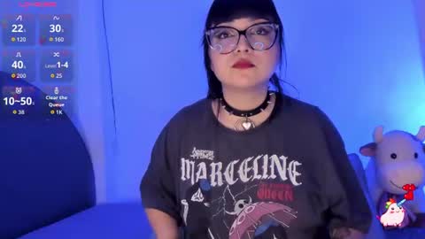 Snapshot of ravendark_666 chatting on 06-19-26, 04:39 Raven online show from 06-19-26, 04:39