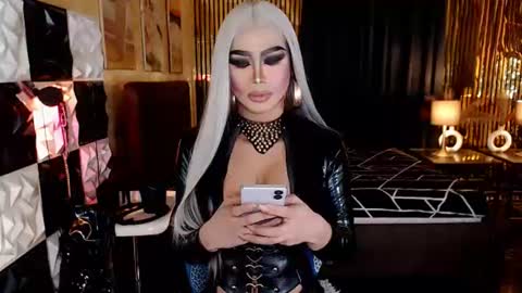 Snapshot of ravenmystiquex chatting on 06-29-26, 07:47 ravenmystiquex online show from 06-29-26, 07:47