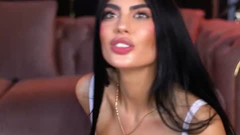 Snapshot of ravennadarcy chatting on 06-14-26, 07:16 Lav online show from 06-14-26, 07:16