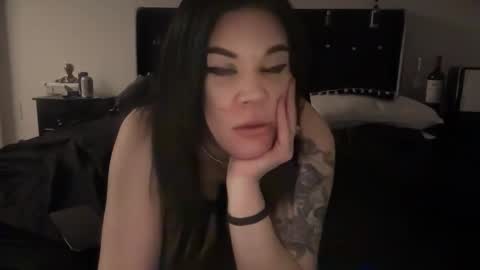 Raven Ray online show from 02-15-26, 08:35