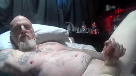 ravens18816981 online show from 09-28-25, 09:42