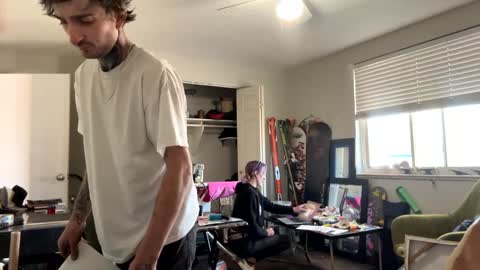 Snapshot of ravenxbeastie chatting on 02-08-25, 09:36 ravenxbeastie online show from 02-08-25, 09:36