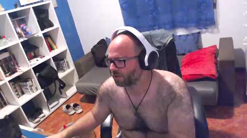 Snapshot of ravingr3d3 chatting on 07-03-26, 11:33 ravingr3d3 online show from 07-03-26, 11:33