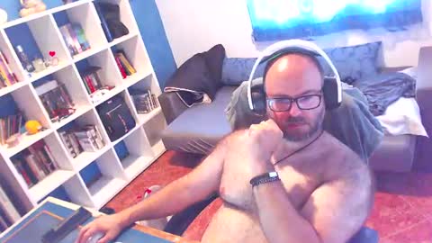 Snapshot of ravingr3d3 chatting on 07-06-26, 01:19 ravingr3d3 online show from 07-06-26, 01:19
