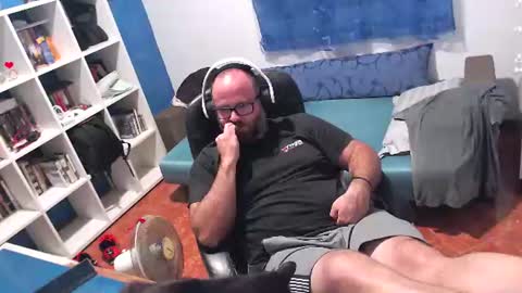 Snapshot of ravingr3d3 chatting on 07-15-26, 09:53 ravingr3d3 online show from 07-15-26, 09:53