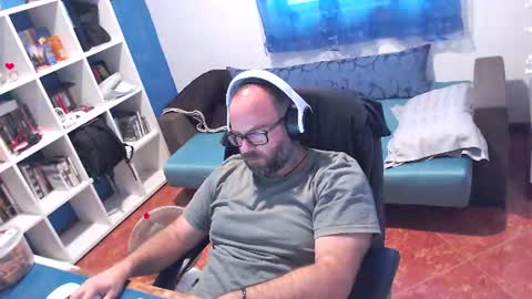Snapshot of ravingr3d3 chatting on 07-16-26, 09:59 ravingr3d3 online show from 07-16-26, 09:59