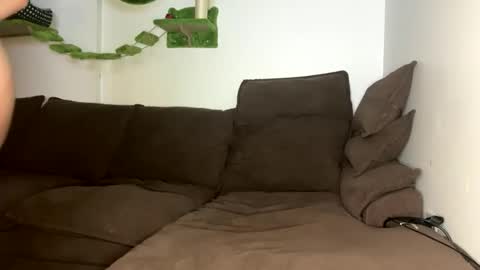 Snapshot of ravyn_nyx chatting on 06-04-26, 03:12 Ravyn and Nyx online show from 06-04-26, 03:12