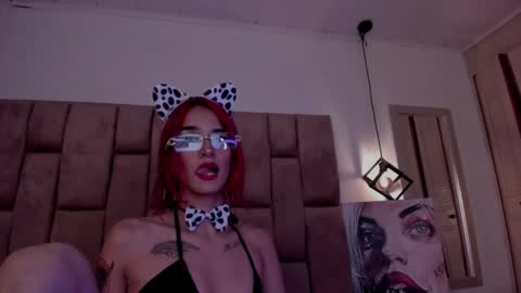 ravynrouge_ online show from 10-22-25, 02:01