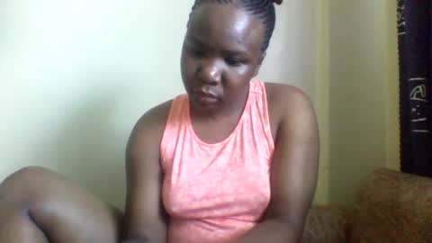Snapshot of rawebony chatting on 10-08-25, 06:33 RAWEBONY online show from 10-08-25, 06:33