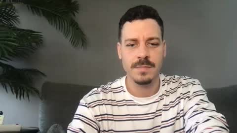 Snapshot of rawspn chatting on 02-08-26, 10:51 rawspn online show from 02-08-26, 10:51