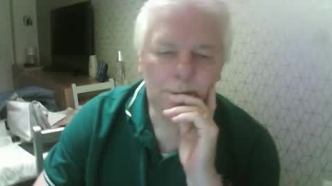 Snapshot of ray47 chatting on 02-22-26, 11:14 ray47 online show from 02-22-26, 11:14