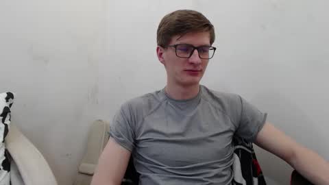 Snapshot of ray_booy chatting on 02-25-26, 01:10 Ray Booy online show from 02-25-26, 01:10