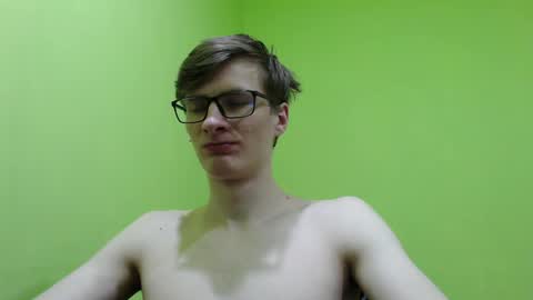 Snapshot of ray_booy chatting on 05-27-26, 10:23 Ray Booy online show from 05-27-26, 10:23