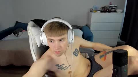 Ray online show from 10-01-25, 02:01