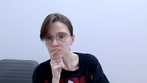 Ray-Ray online show from 03-06-26, 04:53