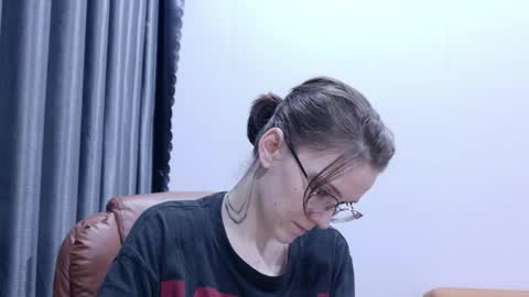 Ray-Ray online show from 03-31-26, 02:17