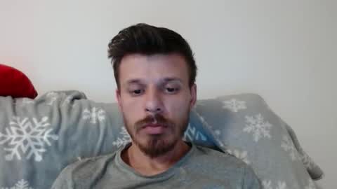 Snapshot of rayann27 chatting on 09-10-25, 08:20 rayan online show from 09-10-25, 08:20