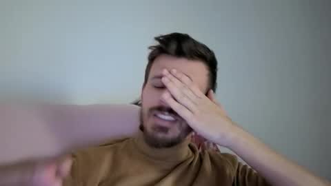 Snapshot of rayann27 chatting on 11-01-25, 02:30 rayan online show from 11-01-25, 02:30